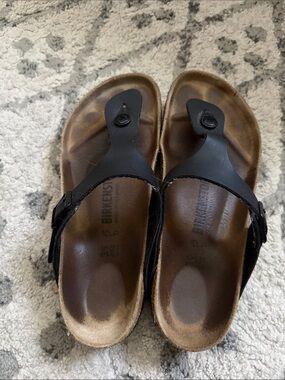 EUC Birkenstock Gizeh Sandal